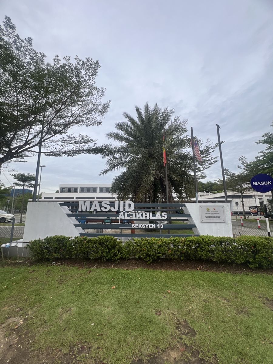 Projek pemasangan tinted SAS PRO TINT di Masjid Al Ikhlas, Shah Alam